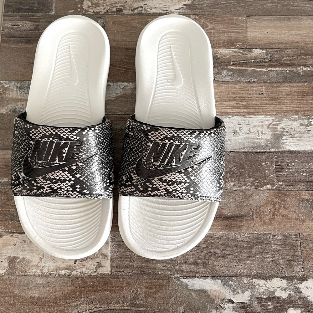 Nike Slides